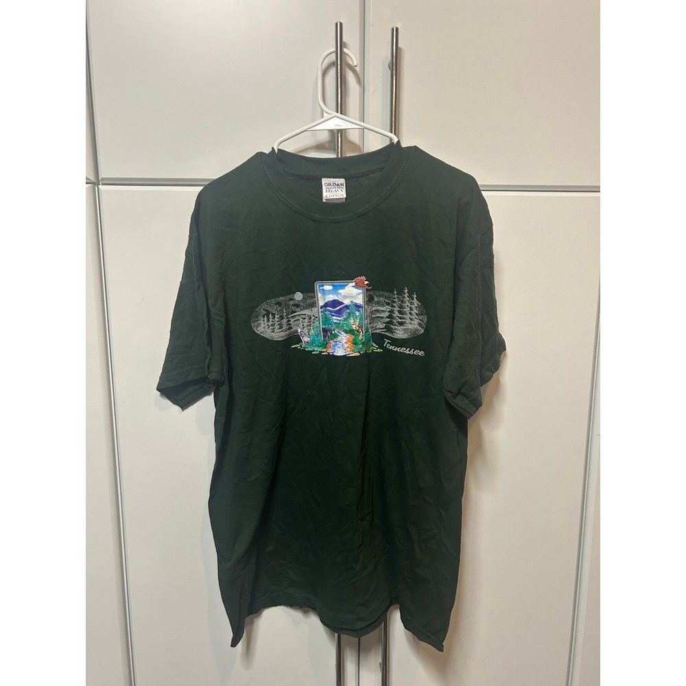 Gildan Tennessee Nature Graphic T-Shirt Mens Large Forest Green Cotton Tee